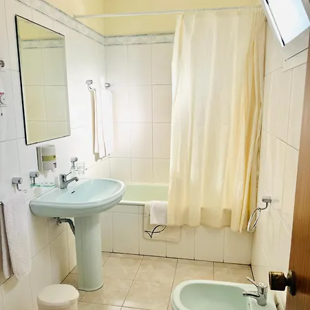 Residencial Santo António Casa de hóspedes 3*