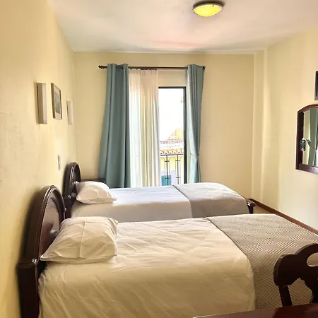 Residencial Santo António 3*