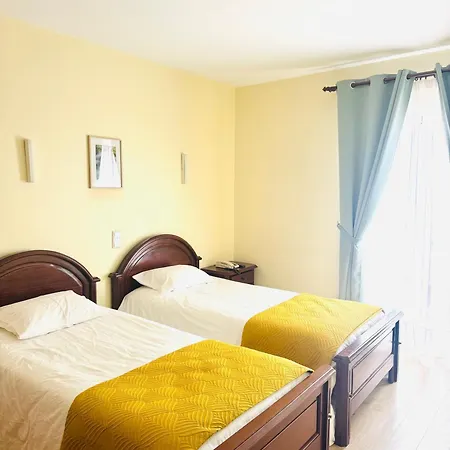 Residencial Santo António 3* Santa Cruz - Madeira