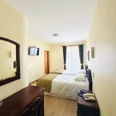 Residencial Santo Antonio 招待所 圣克鲁斯
