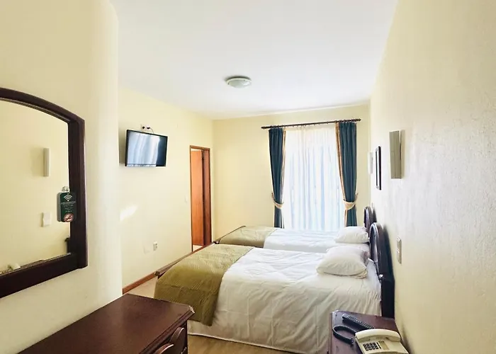 Residencial Santo António Pensión Santa Cruz (Madeira)